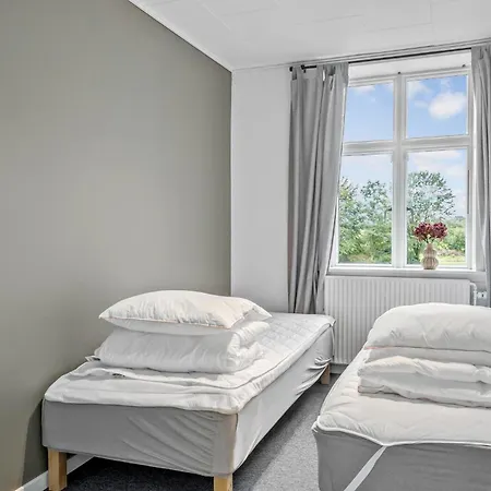 Lovely In With Wifi 布勒鲁普